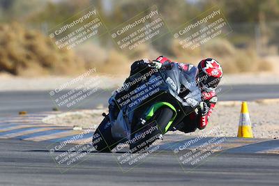 media/Jan-14-2024-SoCal Trackdays (Sun) [[2e55ec21a6]]/Turn 2 (1025am)/